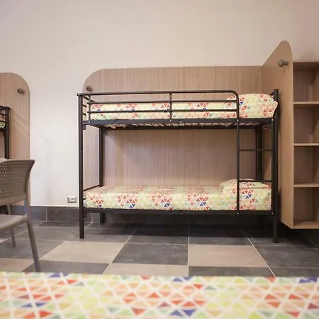 Хостел Alfieri 2 *