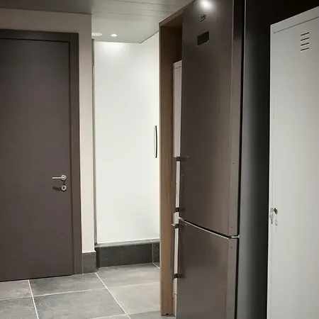 Alfieri 2 Хостел Турин