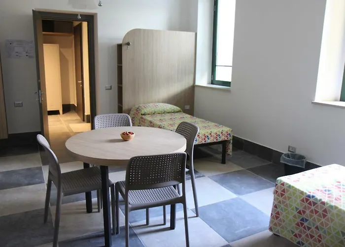 Alfieri 2 Hostal Turín